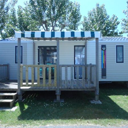 Camping La Plage Сент-Илер-де-Рье Экстерьер фото