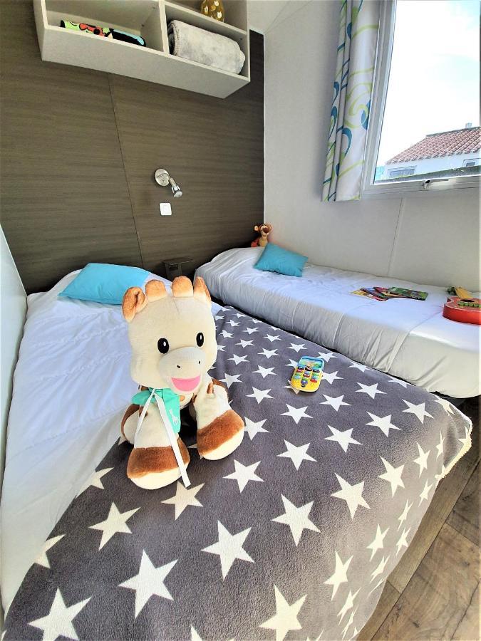 Camping La Plage Сент-Илер-де-Рье Экстерьер фото